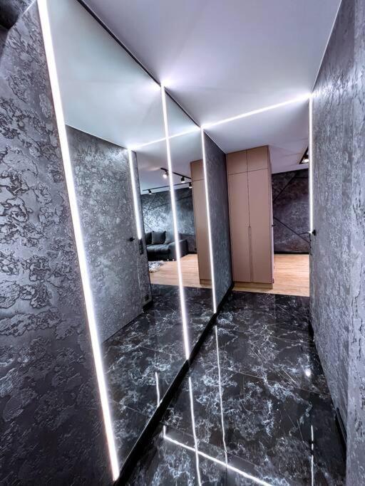 Black Pearl Luxury Apartment فنتسبيلز المظهر الخارجي الصورة