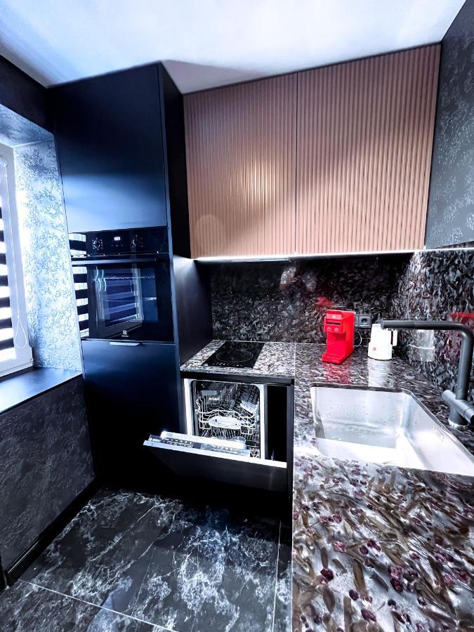 Black Pearl Luxury Apartment فنتسبيلز المظهر الخارجي الصورة