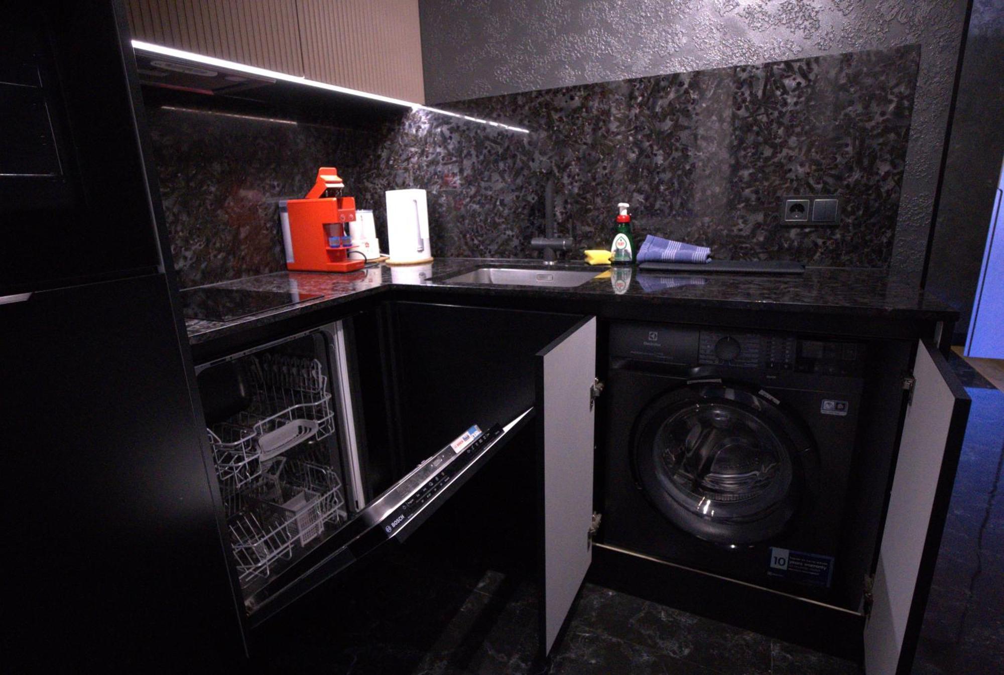 Black Pearl Luxury Apartment فنتسبيلز المظهر الخارجي الصورة
